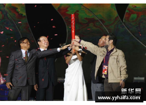2010年香港举办的运动会？(第十一届亚运会会歌是佟铁鑫和谁唱的？)